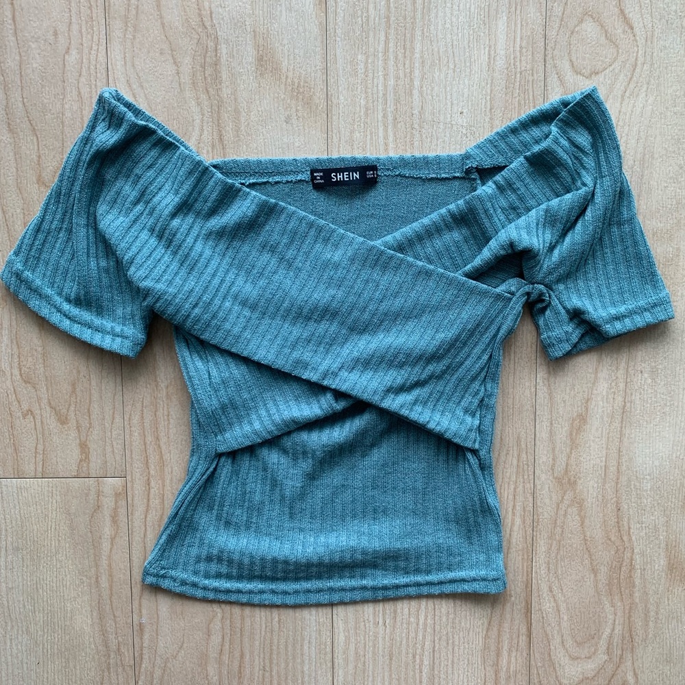 Shein crop top - NEW